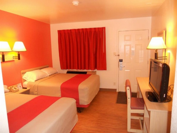 Motel 6-Des Moines, IA - North image 18