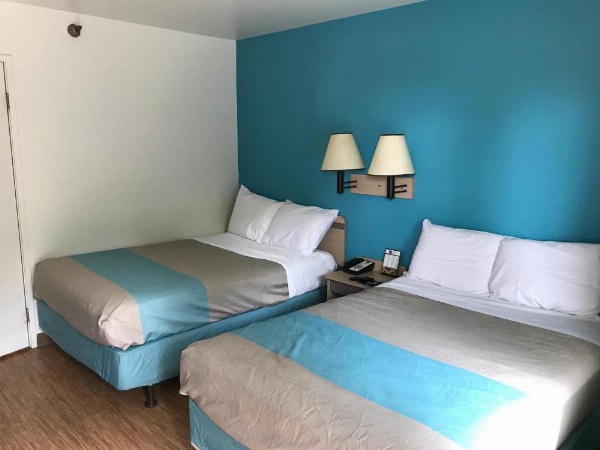 Motel 6-Des Moines, IA - North image 25